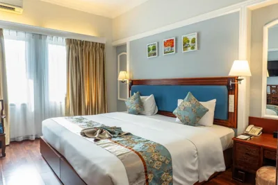 Deluxe-Doppelzimmer — Royal Hotel Saigon